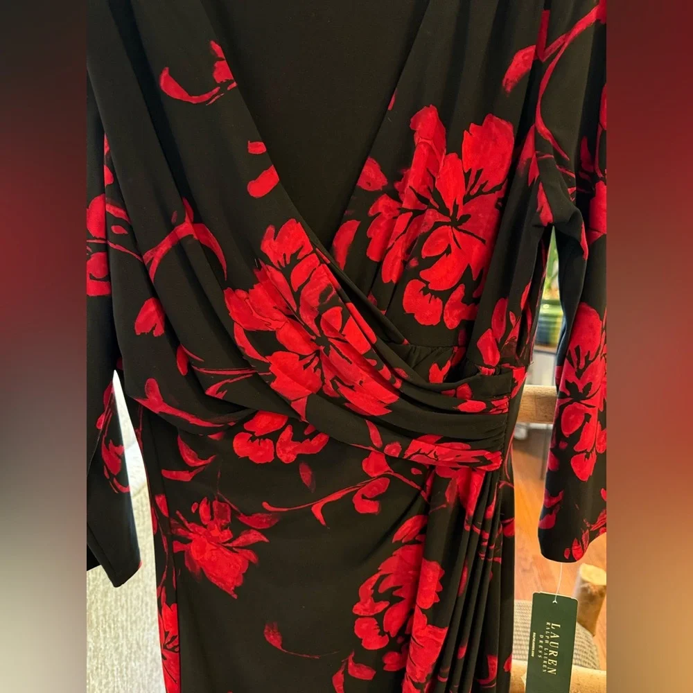 NWT Lauren Ralph Lauren Black and Red Floral Dress - Picture 1 of 8